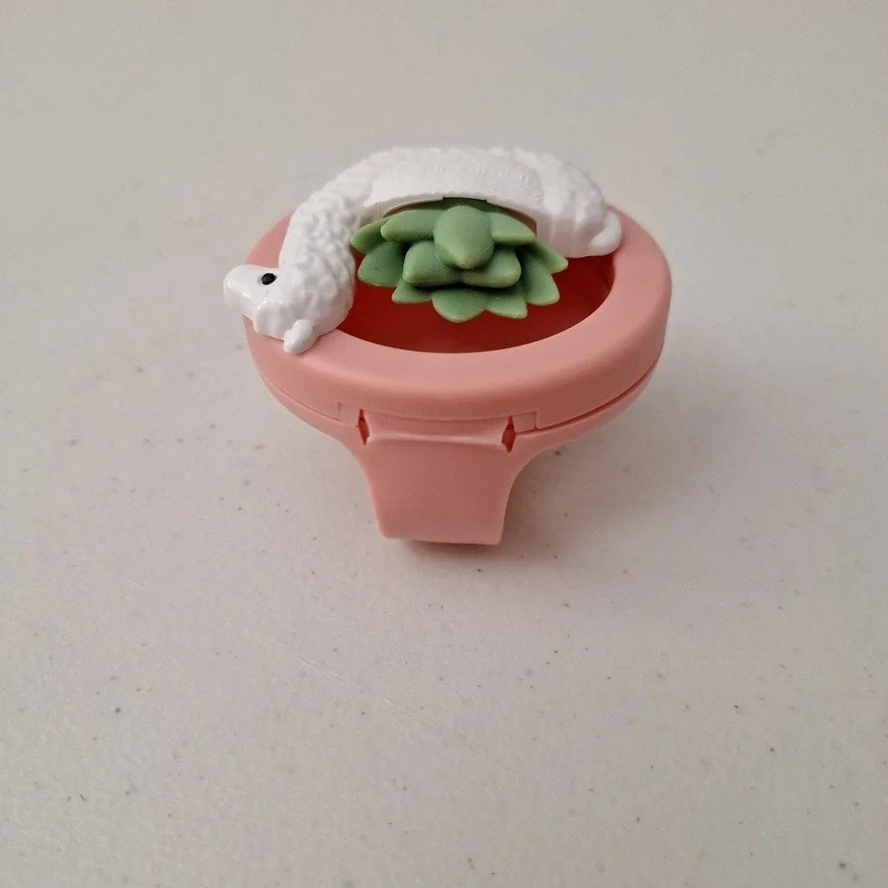 RETIRED Bath & Body Works Llama Succulent Scentportable Visor Clip Car Vent